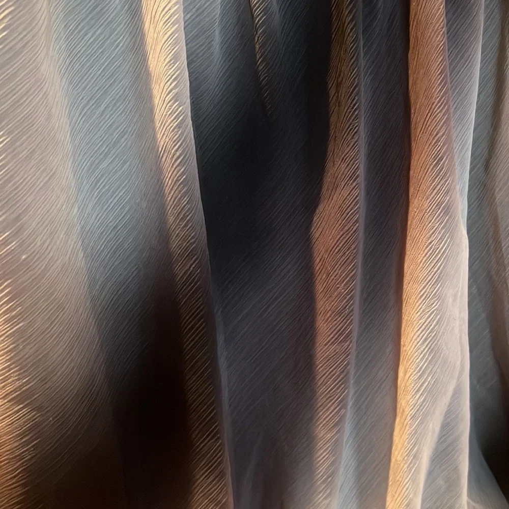 Size medium, dressy, tank top, and ombre style from Wrapper